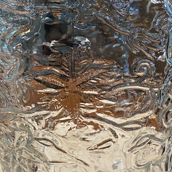 ☘️☘️Host Pick 03/25☘️☘️Fantasia Collection Large Vase - Picture 2 of 5